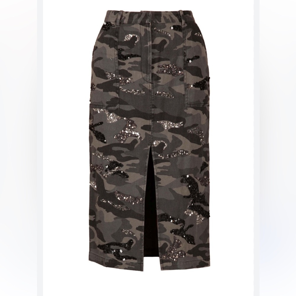 LE SUPERBE Charcoal Camo Embellished Skirt size 6 LIKE NEW